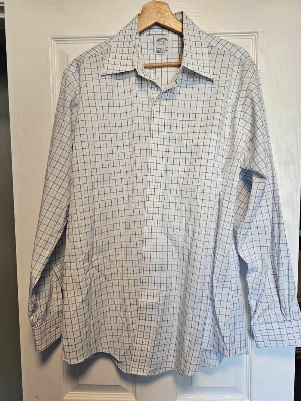 Brooks Brothers Shirt Men 16.5 4/5 White W/Blue Stripes Casual Button Down Check